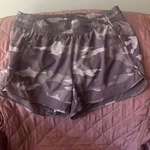 Athleta camo green running shorts in medium
